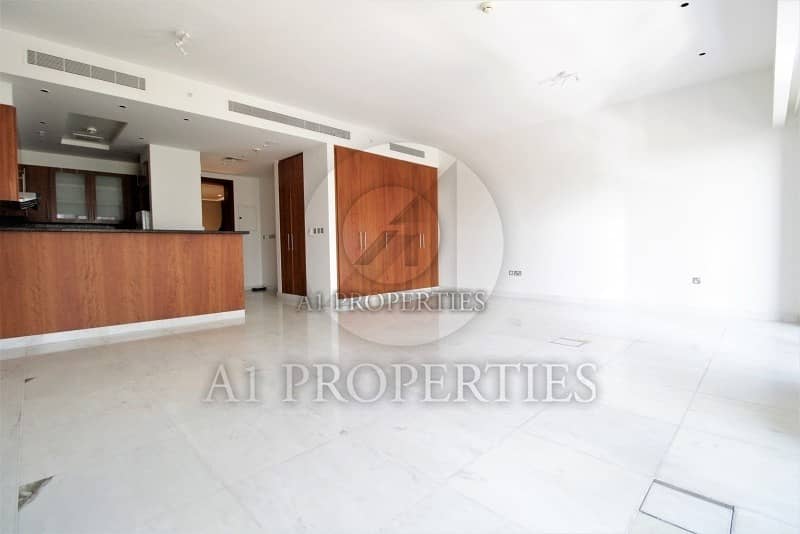 Cozy Bright Studio Apartment with SZR View Cozy Bright Studio Apartment with SZR View