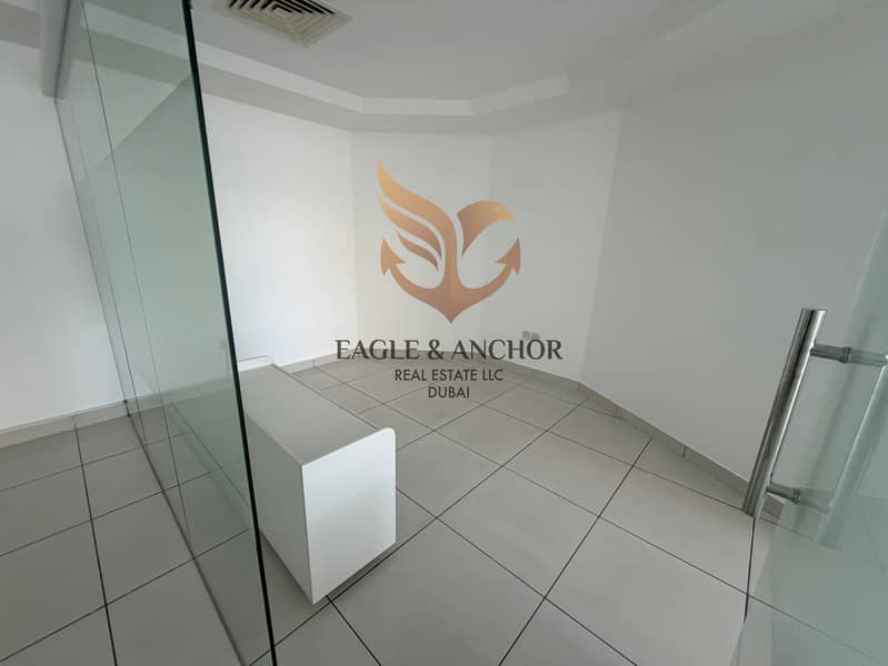 23 db3d76b1-f261-4818-a36c-245d08e4d394. jpg