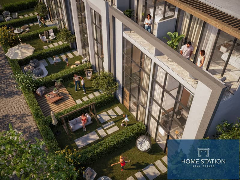3 08-backyard villa copy. jpg