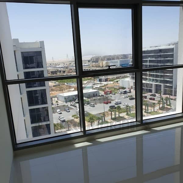Spacious 1BR with Park and Pool View Spacious 1BR with Park and Pool View