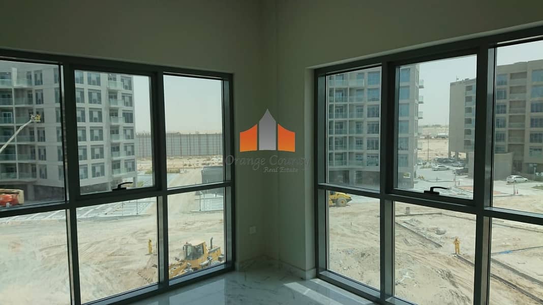 BRAND NEW READY TO MOVE IN MUST-HAVE 1BHK APARTMENT WITH POOL VIEW AVAILABLE IN DUBAI MAG 5 BOULEVARD.