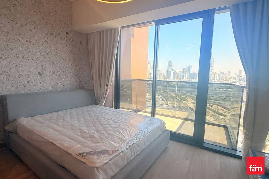 Resale | Handover March | Corner Unit Resale | Handover March | Corner Unit