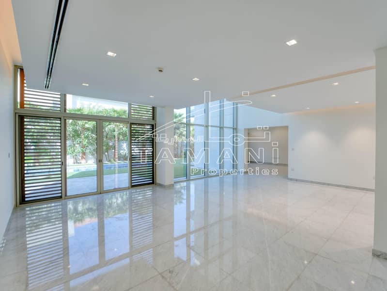 Contemporary 4Bedroom Villa Prime Location - Image 3