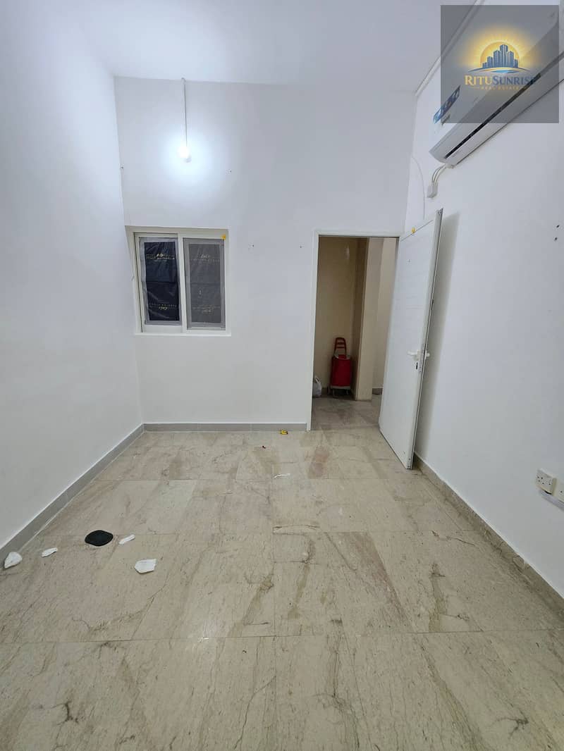 8 1000063580. jpg