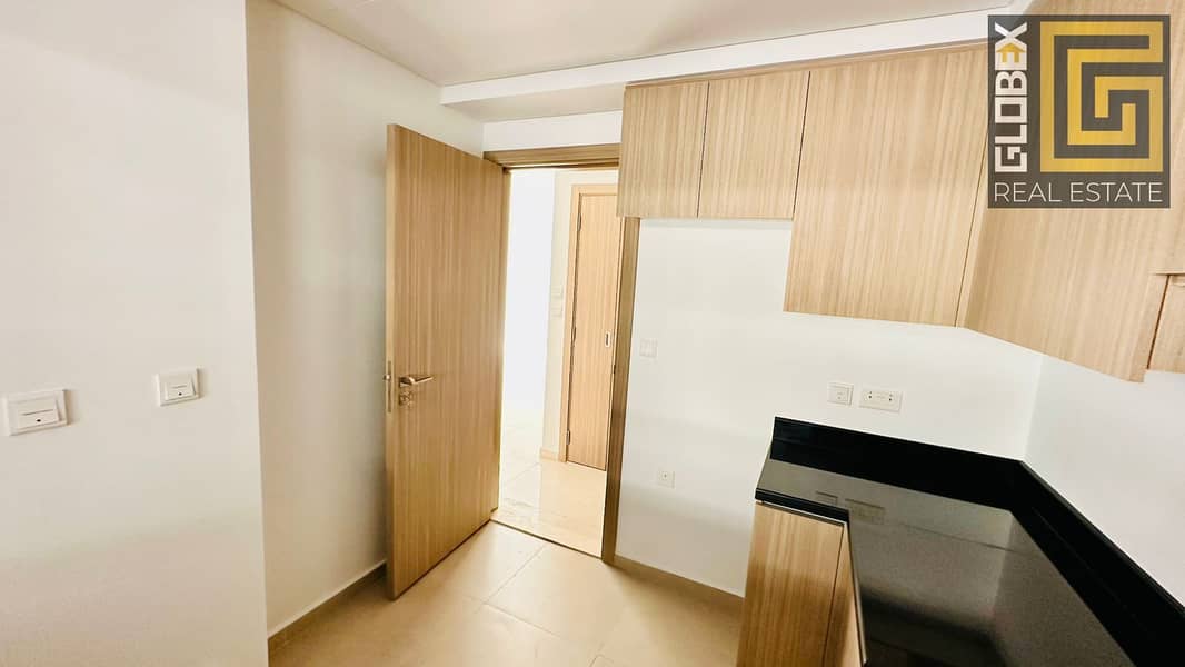 Brand New Just Handed over / Closed Kitchen / Close to Park and Malibu Beach / Huge Terrace