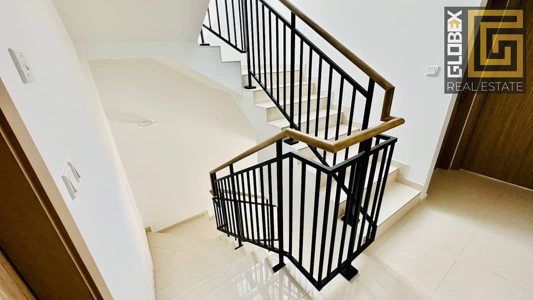 Brand New Just Handed over / Closed Kitchen / Close to Park and Malibu Beach / Huge Terrace