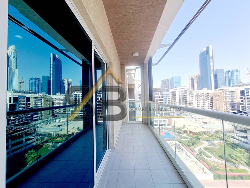 Semi Furnished 1-bedroom Apart Ready To Move Nearby Emirates Metro Station
