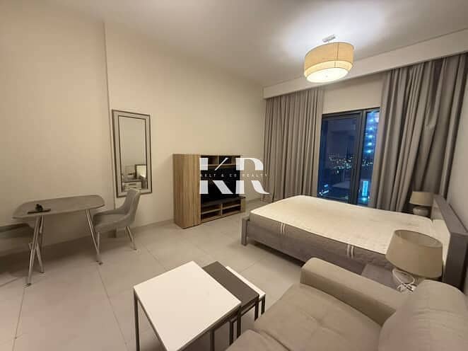 Furnished Studio | Bigger Layout | Mid Floor | Community View