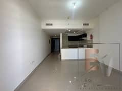 شقة في المساكن الحمراء،مدينة دبي الرياضية 500000 درهم - 14462657