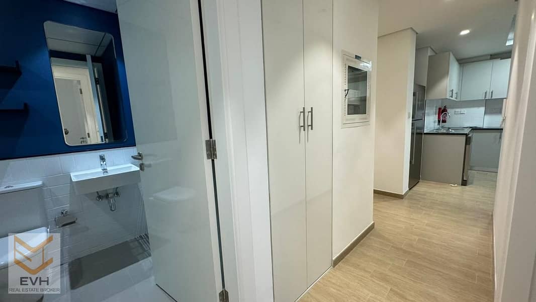 6 WhatsApp Image 2026-01-29 at 1.22. 33 PM. jpeg