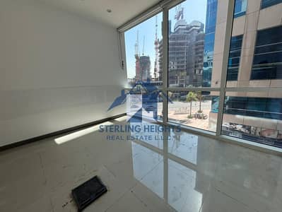 Office for Rent in Business Bay, Dubai - Fully Fitted Corporate Office for Rent | Bay Square | Ideal for Large Sales Team