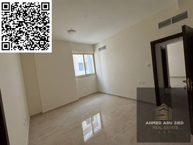 Annual rent in Ajman Al Jurf 3, brand new building, first tenant, master bedroom + hall, 2 bathrooms, central AC, super deluxe, AED 35,000, 4 or 6 ins
