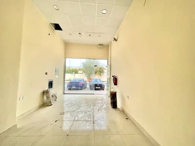 محل تجاري  للايجار في مويلح، الشارقة - IMG-20260303-WA0178. jpg