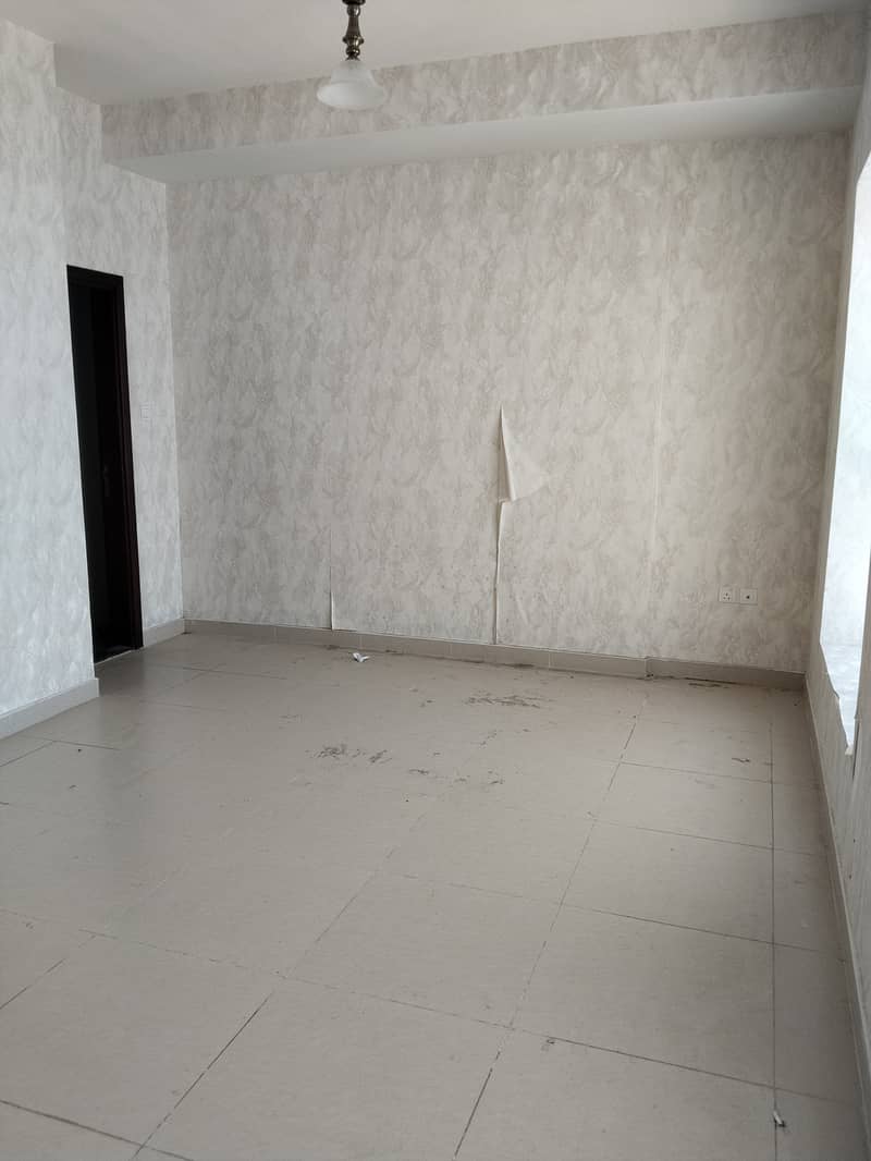 21 1000652471. jpg