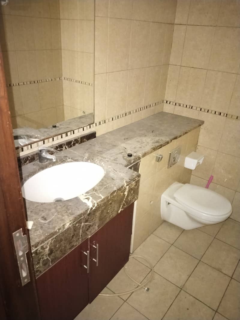 8 1000654622. jpg