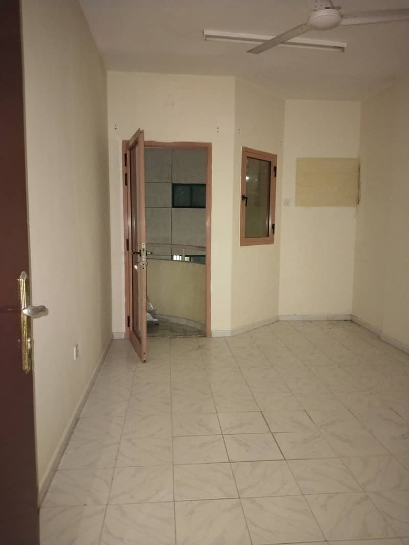 9 1000632344. jpg