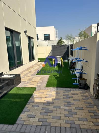 3 habitaciones Townhouse para en Venta en Al Rahmaniya, Sharjah - WhatsApp Image 2026-03-07 at 1.35. 36 PM. jpeg 3 habitaciones Townhouse para en Venta en Al Rahmaniya, Sharjah - WhatsApp Image 2026-03-07 at 1.35. 36 PM. jpeg