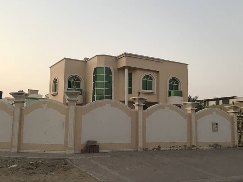 Villa for rent in Rawda near the mosque