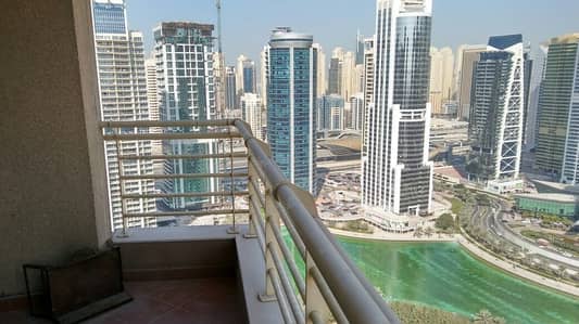 Spacious 3BR with Maid's Room Spacious 3BR with Maid's Room