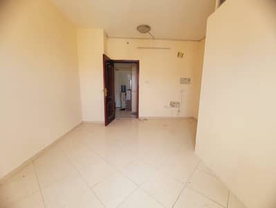 Studio for Rent in Al Nabba, Sharjah - 0575c814-417b-4af6-976f-e6d7ff38427a. jpeg