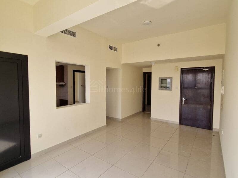 Spacious Unit | Bright | Comfortable Living