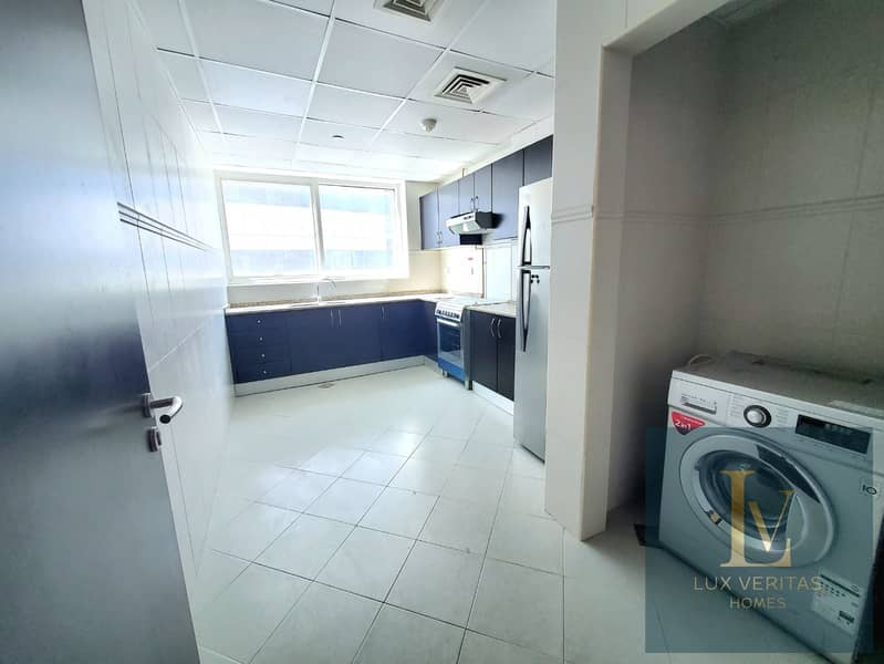 AC Inclusive | 12 Cheques | Kitchen Equipped