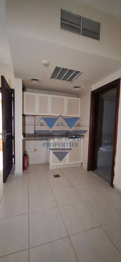Studio te Huur in Al Qasimia, Sharjah - 1000388735. jpg