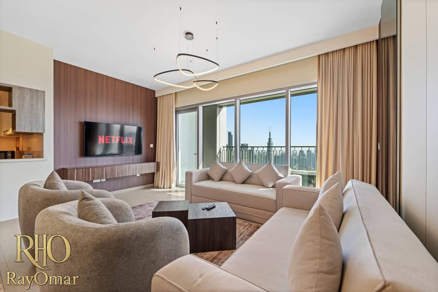 Luxury Downtown Iconic Burj Khalifa View 5‑Minutes from Dubai Mall