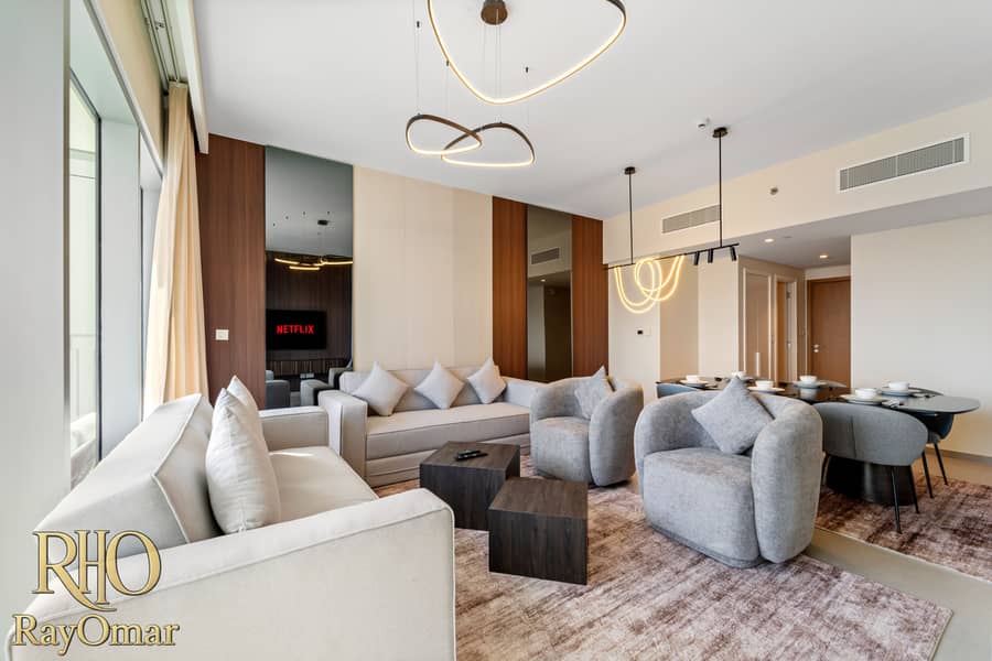 Luxury Downtown Iconic Burj Khalifa View 5‑Minutes from Dubai Mall