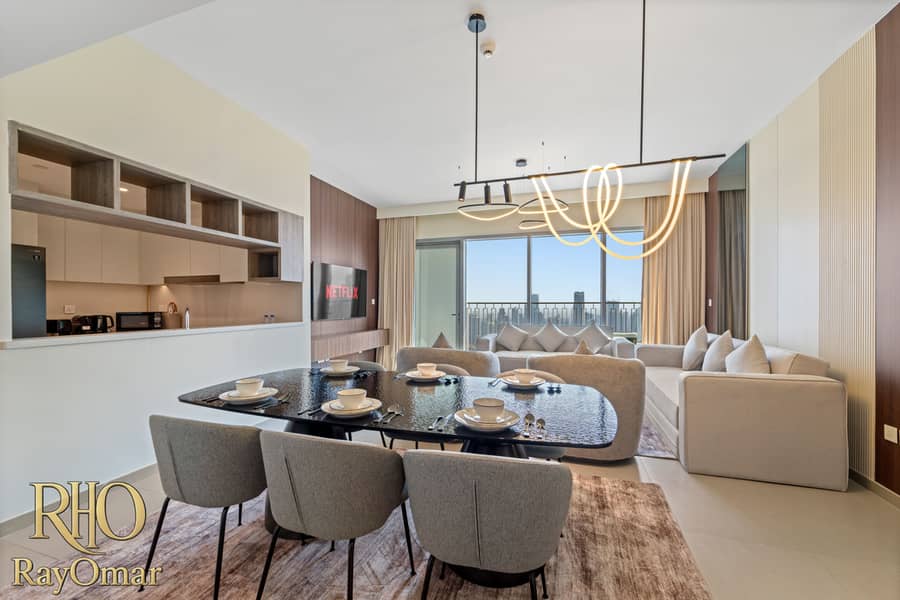 Luxury Downtown Iconic Burj Khalifa View 5‑Minutes from Dubai Mall