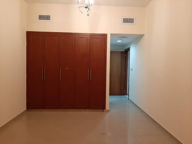 Chiller Free 2bhk Next to Emirates Accomodation In the Main Road