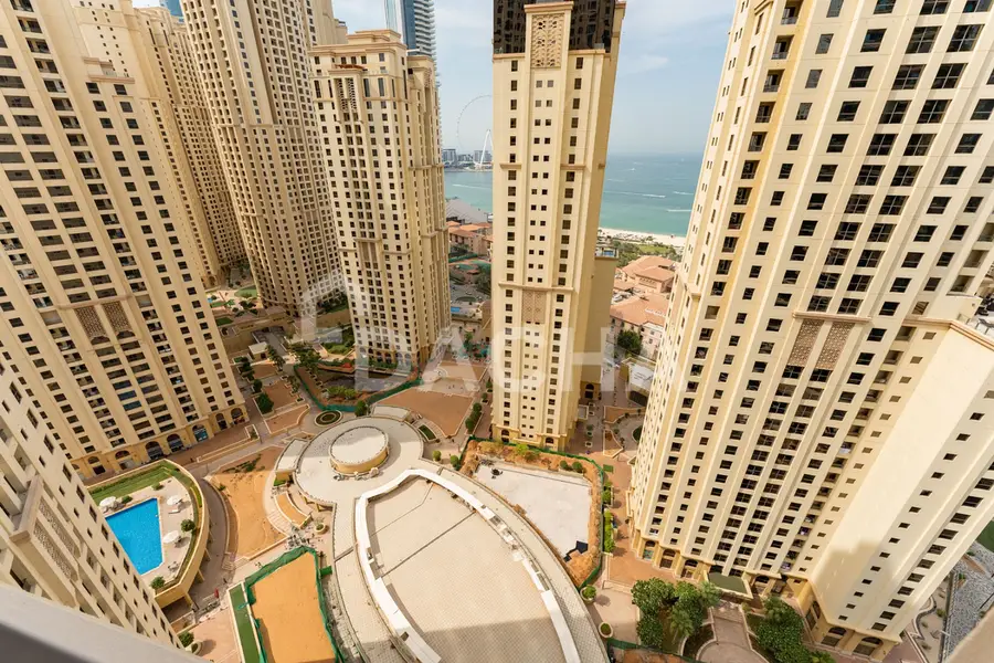 3BR Apartment for sale in Jumeirah Beach Residence (JBR), Dubai — AED 2.65M
