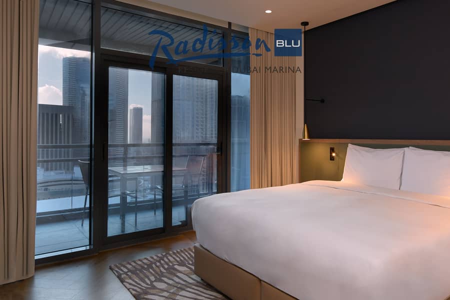 8 2005 BEDROOM 01a DT8A3713_1-radissiondubai-wimanphotography. jpg