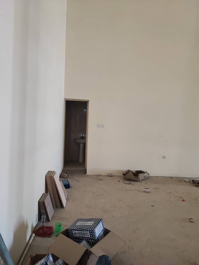 2 wh 3000 sqft shamsu saja (6). jpg