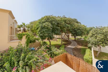 2 Bedroom Villa for Sale in The Springs, Dubai - EXCLUSIVE | VOT Extended 4E | Backing Pool