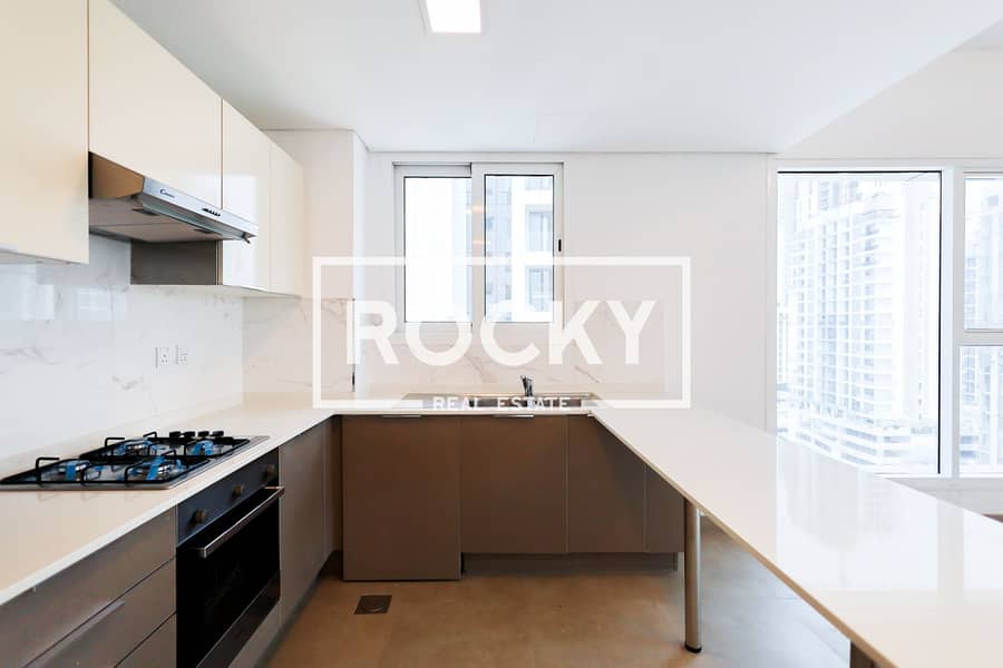 5 Sky views - Apartment (5 of 16). jpg