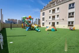 1 Cheque Offer- Fully Renovated Unit - Chiller Free