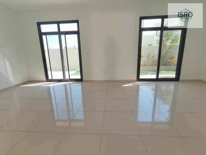 5 0ae89cde-00db-4752-bfd7-0a6437fdef42. jpg