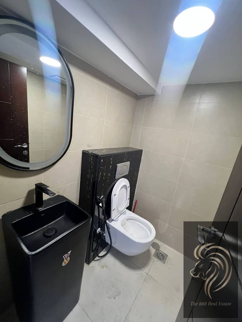 9 b017aebe-3fa8-4bd0-972b-edc693b861b1. jpg