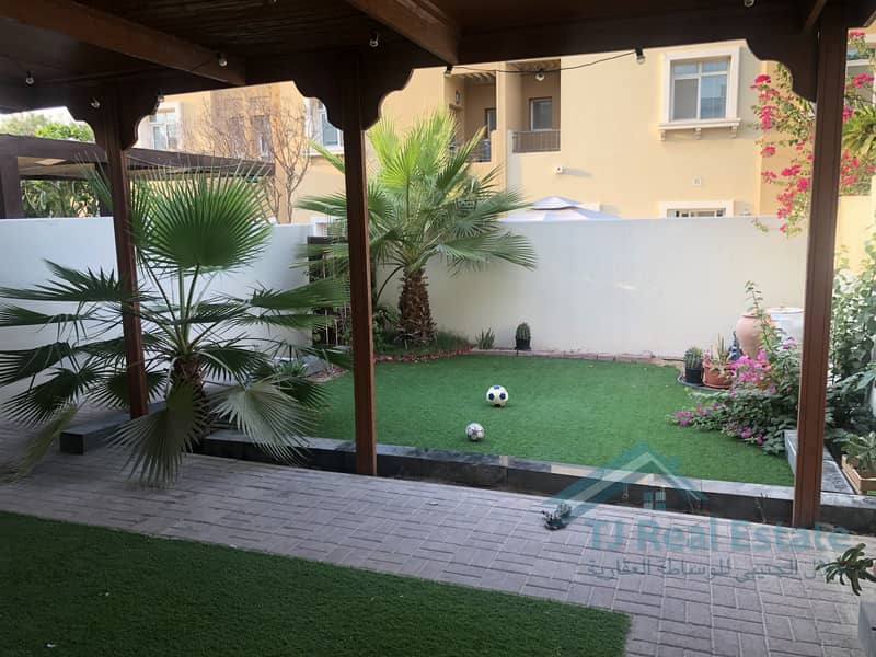 Well Maintained | Vacant | 2 Bed+ Study |AL Reem 2