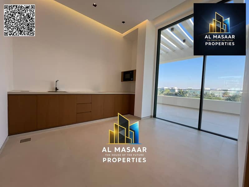 Villa for sale in Al Zorah, golf course complex, in the heart of nature, with a direct view of the lake and golf courses and a large area. - Image 17