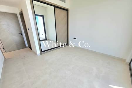 1 Bedroom Apartment for Sale in Business Bay, Dubai - Canal View | Unfurnished | Investor Deal