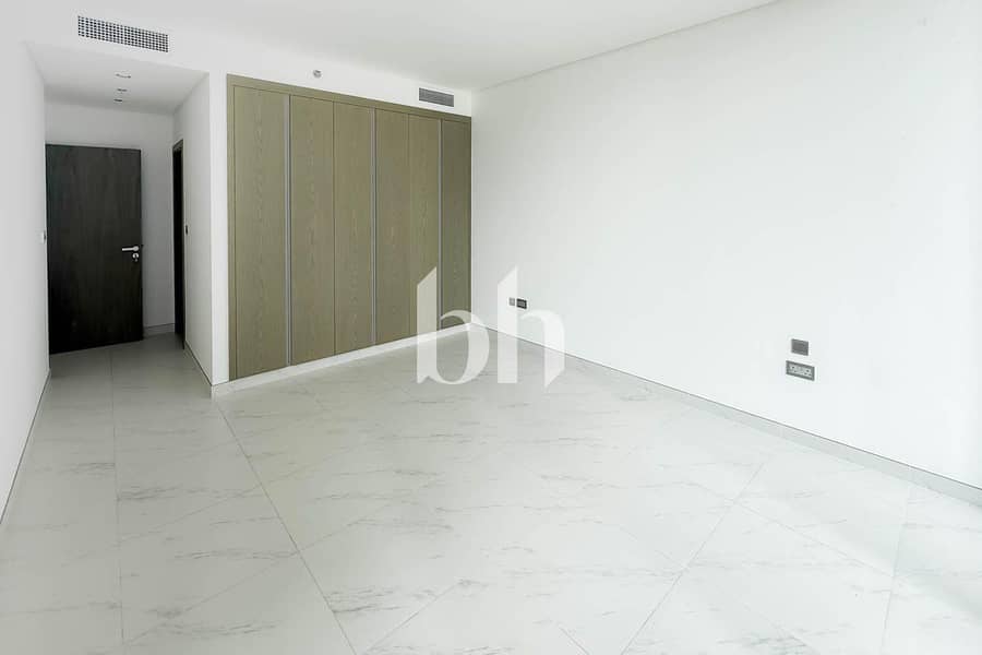 6 images image img