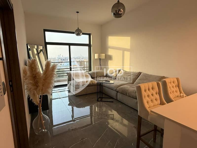 Motivated Seller | Vacant on Transfer | Near to School | - 2