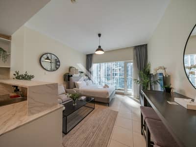 Studio zum zum Verkauf in Downtown Dubai, Dubai - Wohnung in Downtown Dubai，Burj Al Nujoom, 920000 AED - 14432838