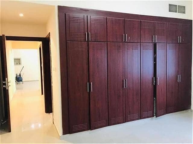 شقة في النهدة (دبي) 2 غرف 45000 درهم - 4400338