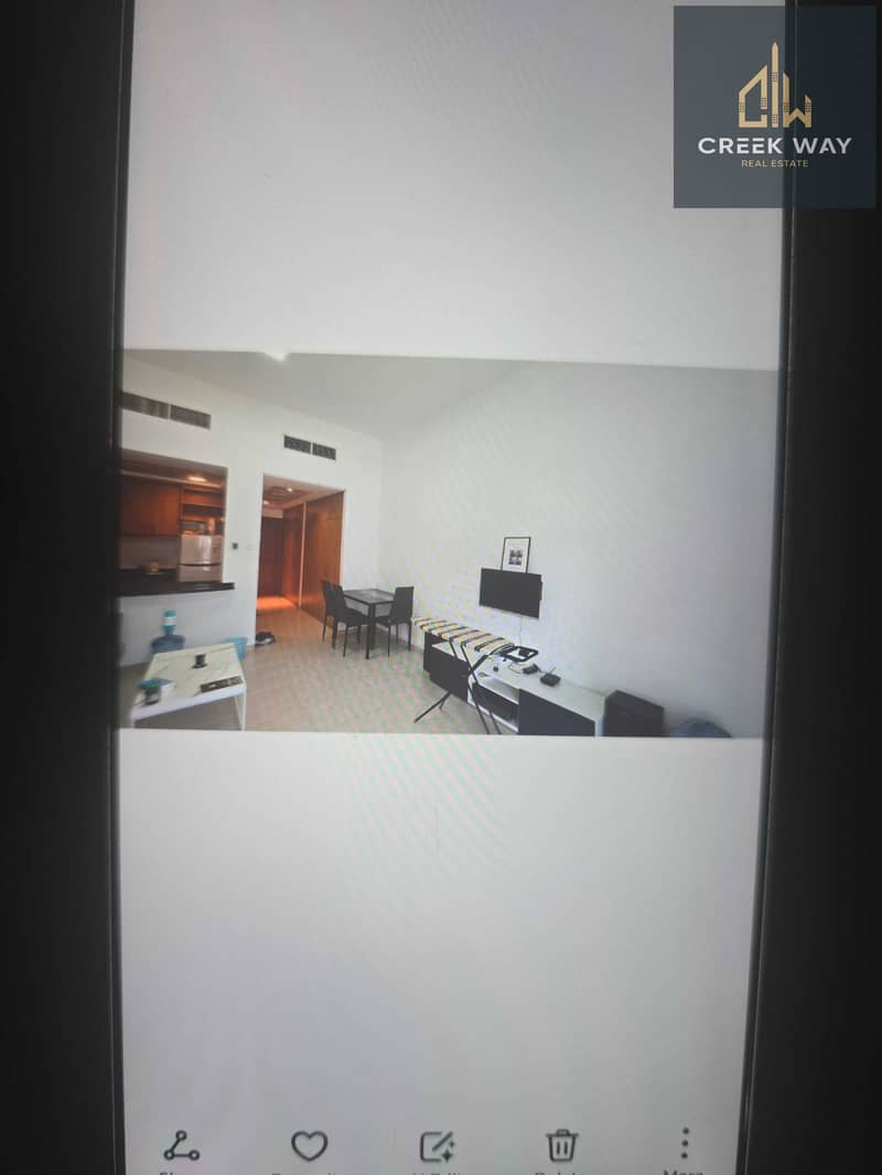 Elegant Studio Furnished Apartment|| Next Metro Station||