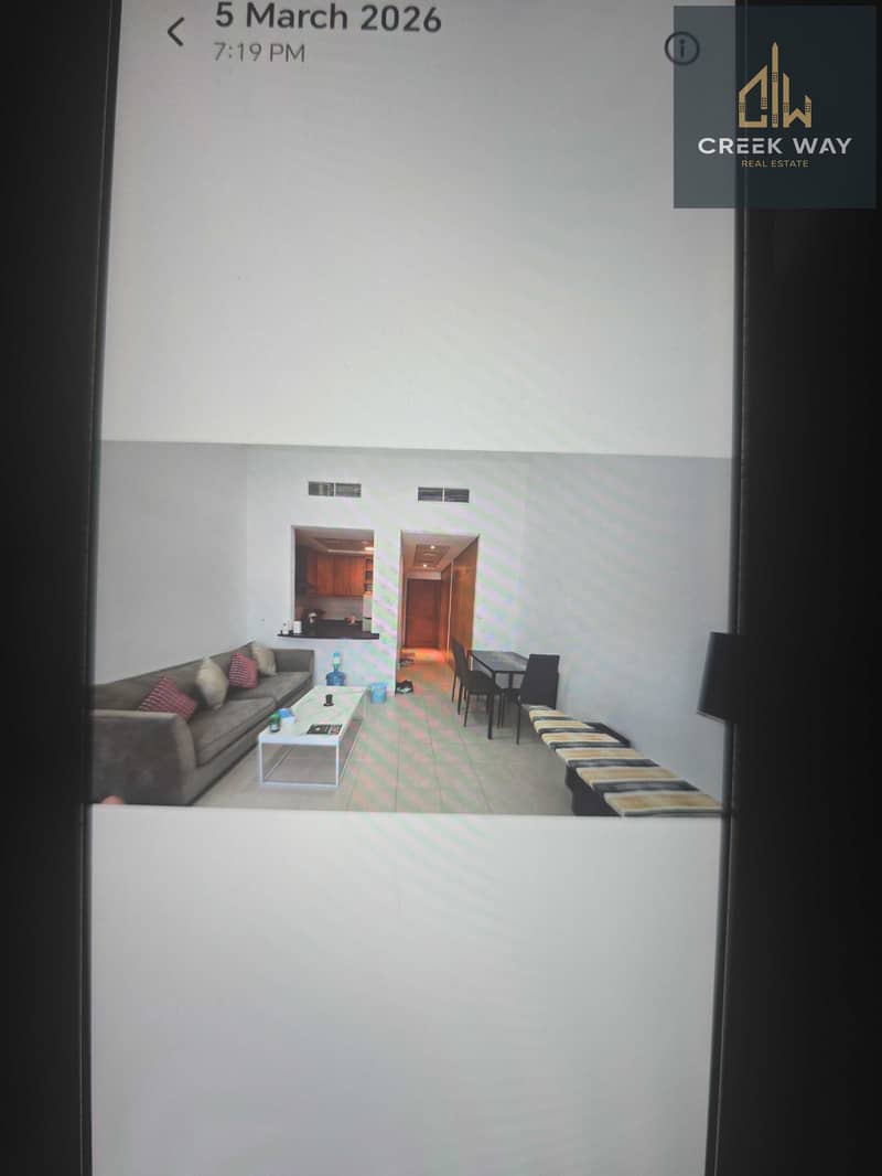 Elegant Studio Furnished Apartment|| Next Metro Station||