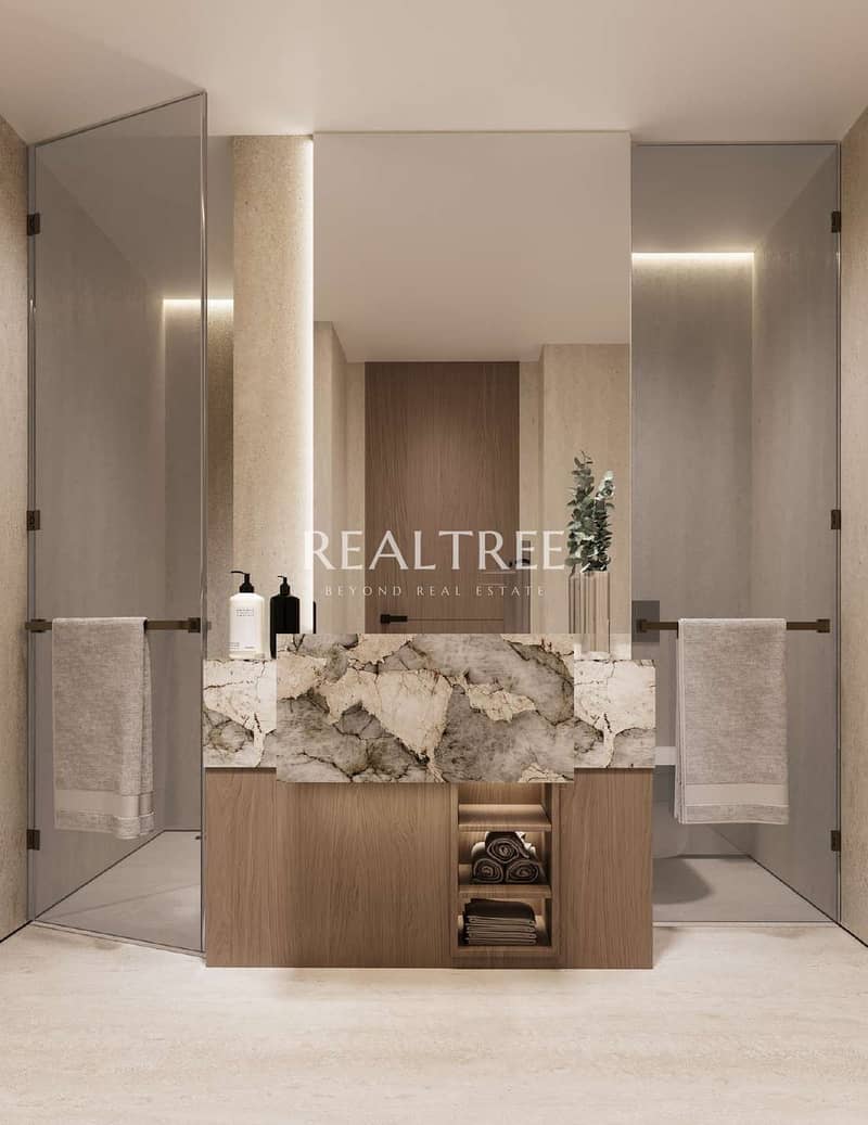 24 Washroom 4. jpg