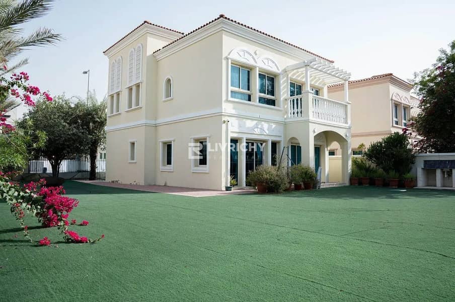 Villa in Jumeirah Village Triangle (JVT),JVT District 8,District 8V, 2 slaapkamers, 220000 AED - 14515986 Villa in Jumeirah Village Triangle (JVT),JVT District 8,District 8V, 2 slaapkamers, 220000 AED - 14515986